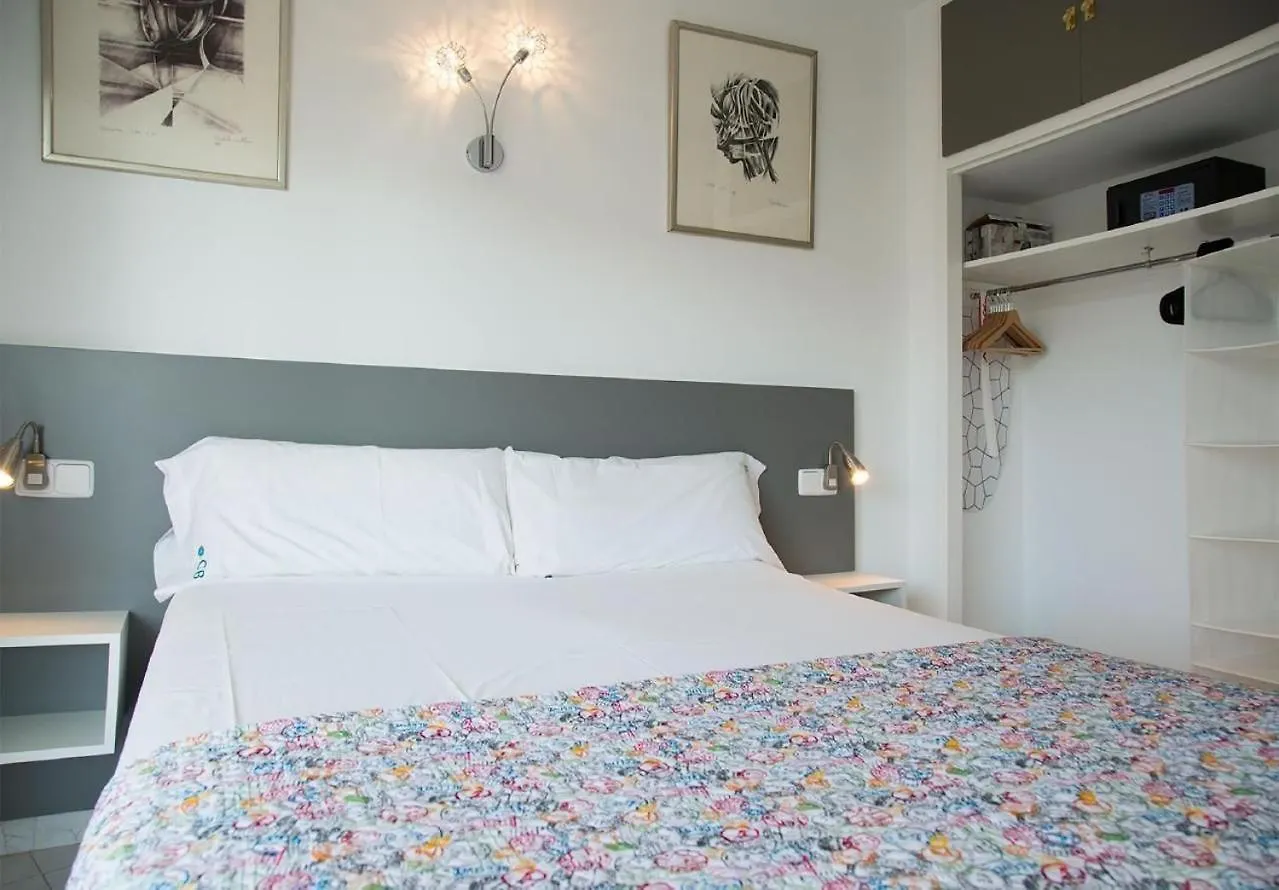 Ferienwohnung Medallot Plus Direkt Am Strand L'Estartit Spain